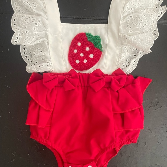 SHEIN Yellow and Pink Baby Romper Set - Picture 6 of 6